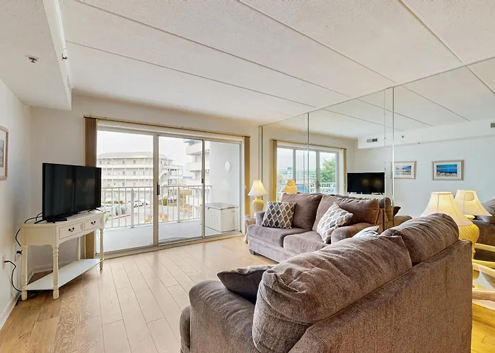 Apartment Triton's Trumpet Treat