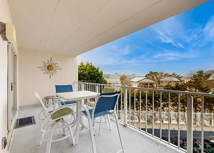 Triton's Trumpet Treat Apartment